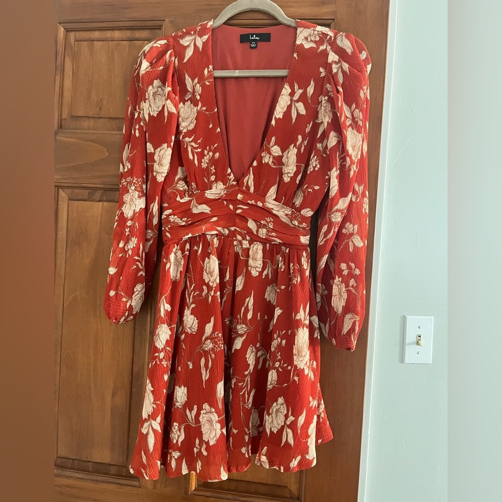 Lulus short long sleeve dress